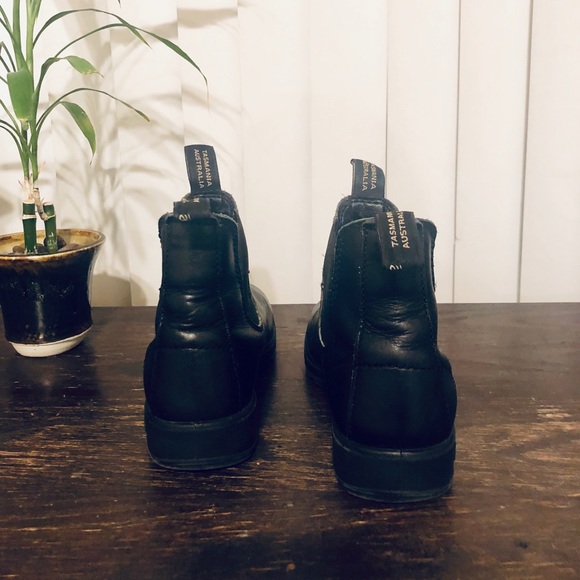 Black Blundstones - Picture 4 of 8
